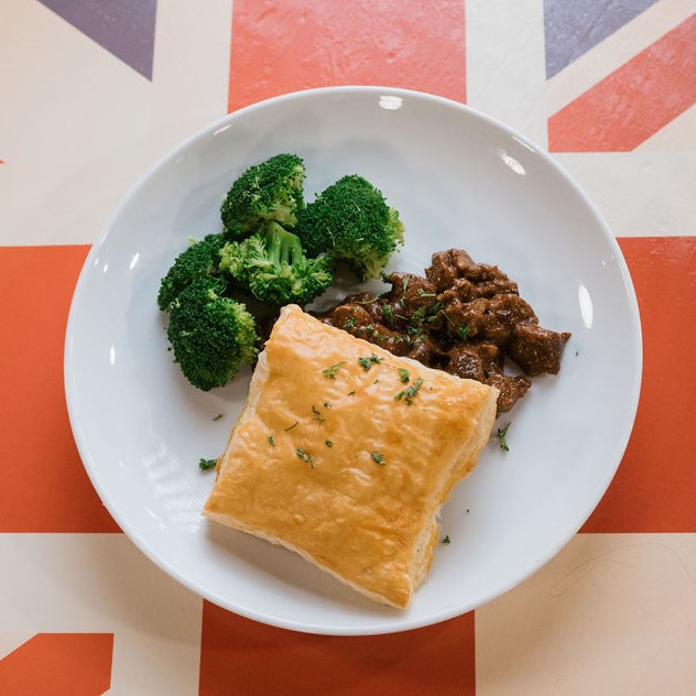 Steak and Ale Pie on Union Jack Table